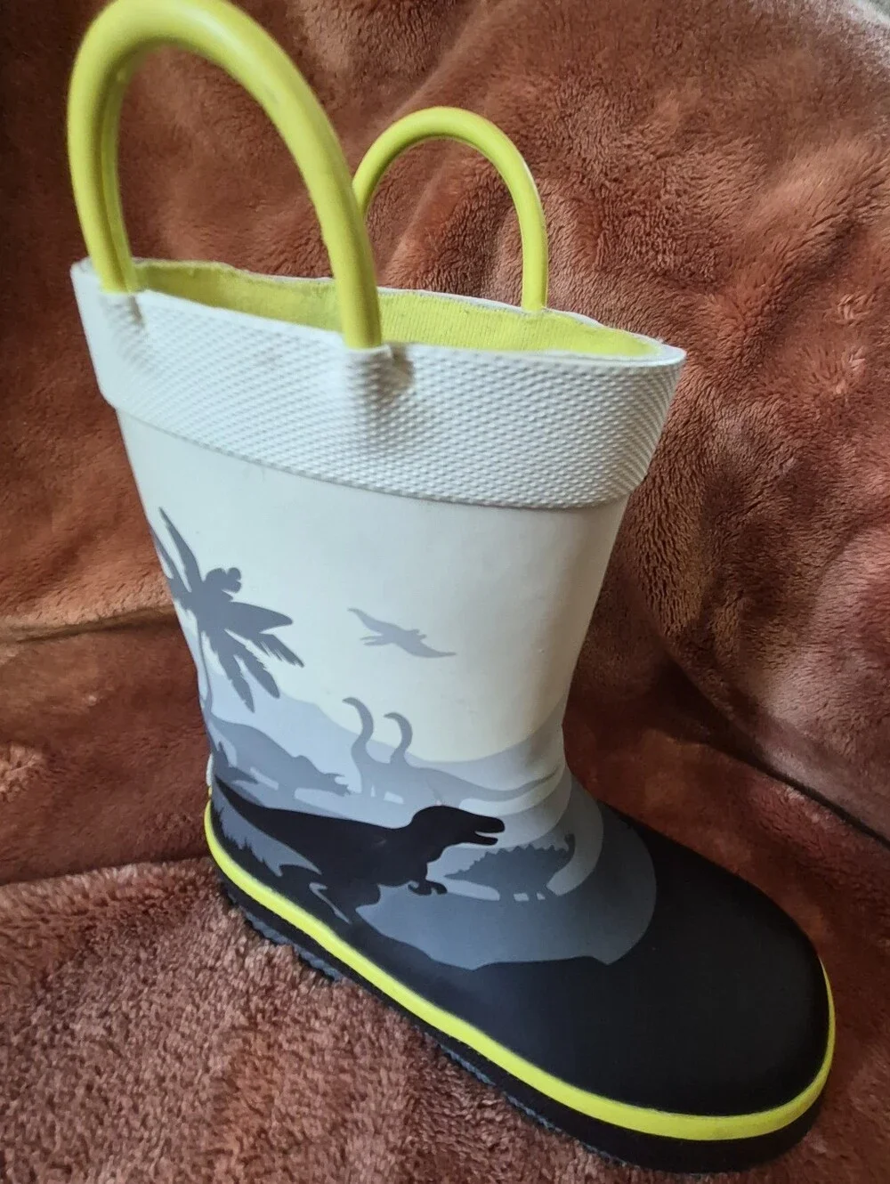 Kamik Dino Size 10 Toddler Rain Boots Like NEW